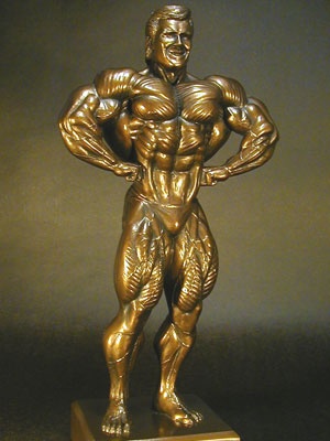 male lat spread bodybuilding trophy